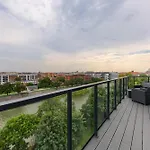 Small Venice Apartmán *